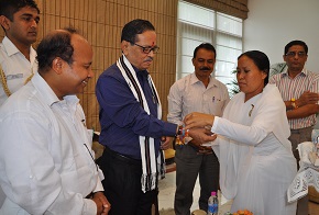 The members of Prajapati Brahma Kumaris Ishwariya Vishawa Vidyalaya tying Rakhi to the Governor of Arunachal Pradesh Shri JP Rajkhowa on the occasion of Raksha Bandhan at Raj Bhawan, Itanagar on 29th August 2015.